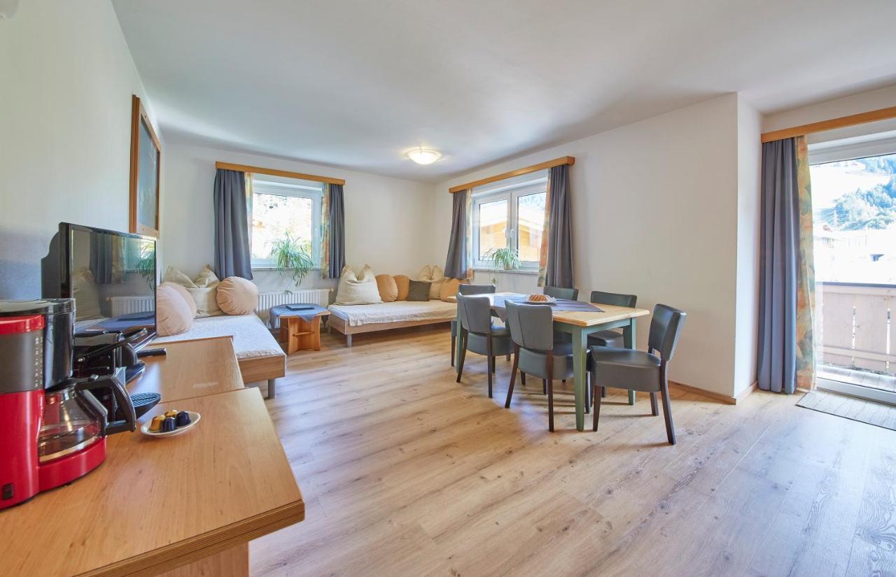 Am Zwoelferkogel Appartements Saalbach-Hinterglemm Esterno foto