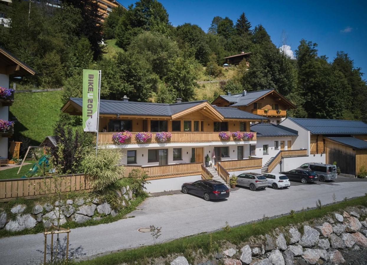 Am Zwoelferkogel Appartements Saalbach-Hinterglemm Esterno foto