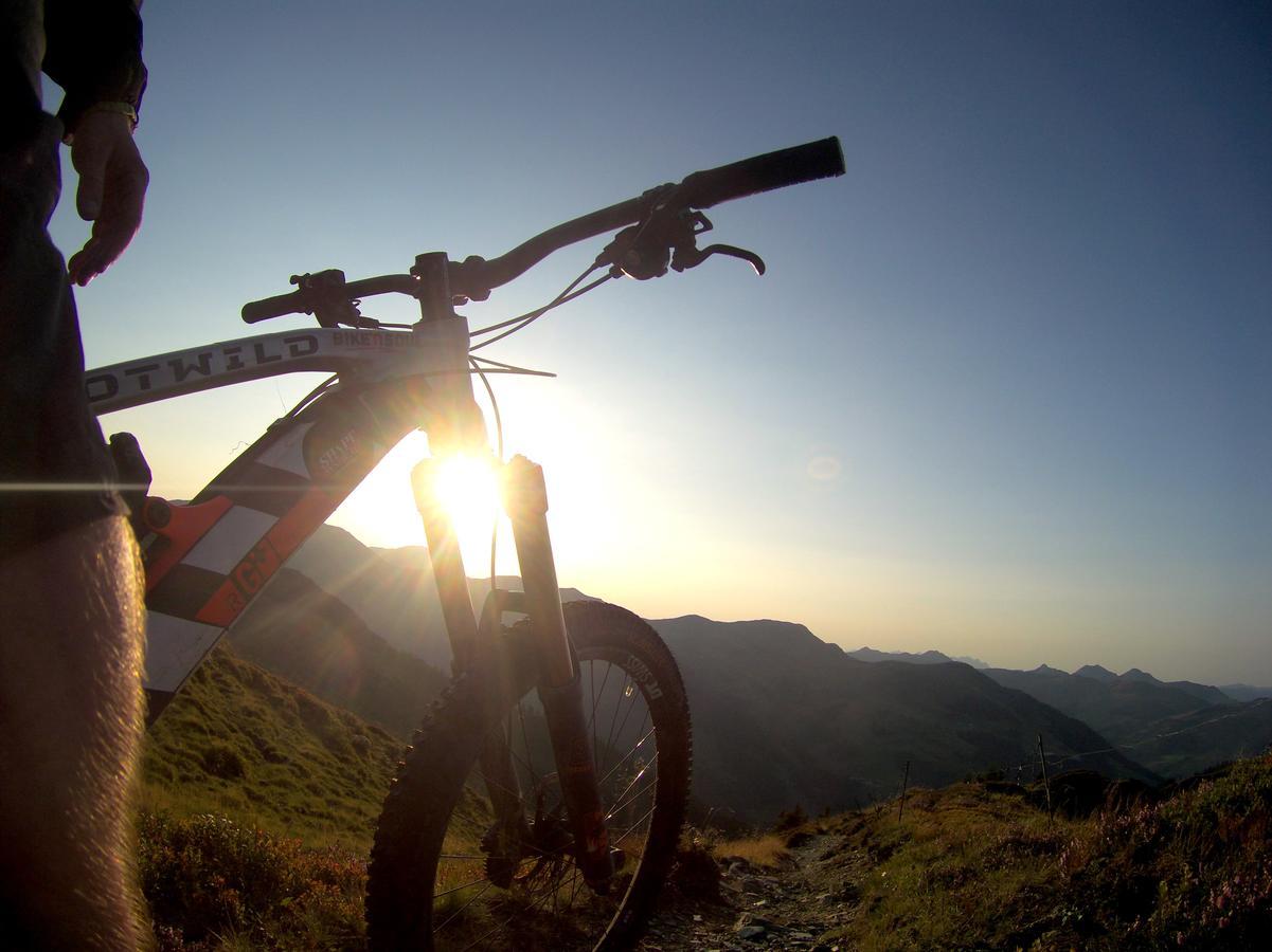 Am Zwoelferkogel Appartements Saalbach-Hinterglemm Esterno foto
